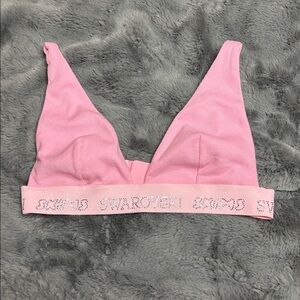SKIMS Swarovski Pink Triangle Bralette
Good condition, all stones intact.